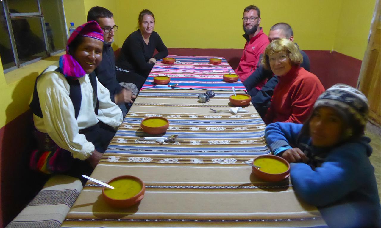 Taquile Familia Celso Otel Huillanopampa Dış mekan fotoğraf